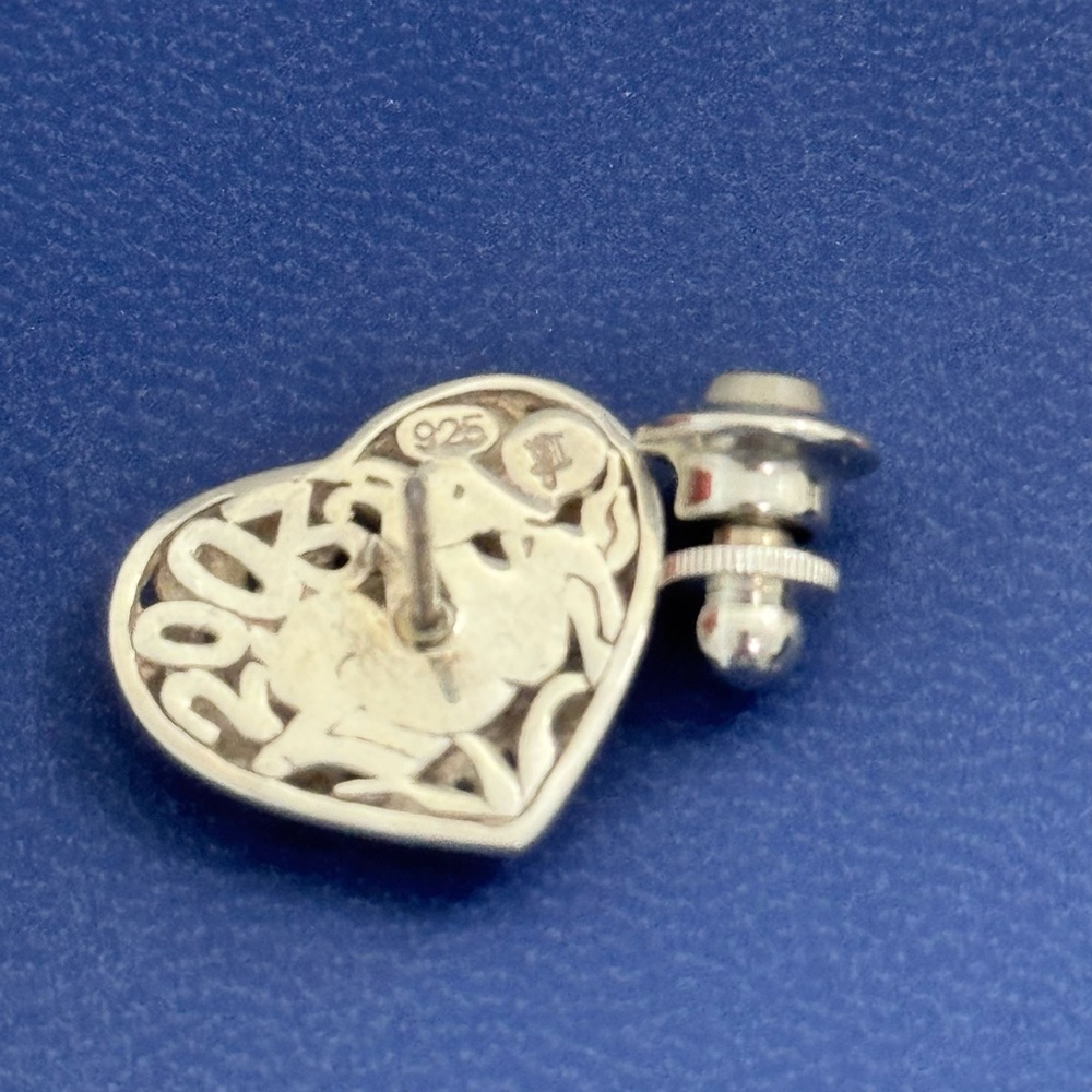 John Hardy .925 Sterling Silver 2003 Collectible Dot Heart Pin / Tie Tac - Picture 4 of 5